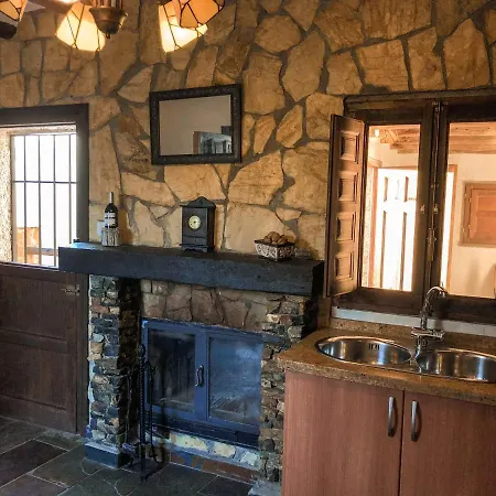 Holiday home Complejo Rural Rosa Del Gamonal *